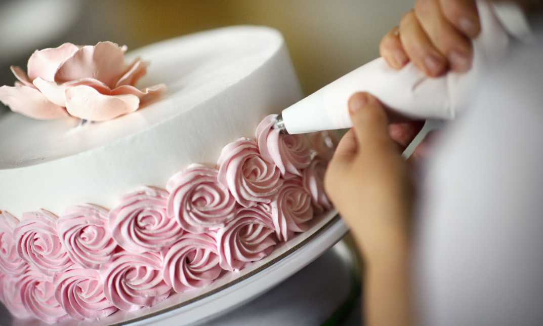 Cake Decorating