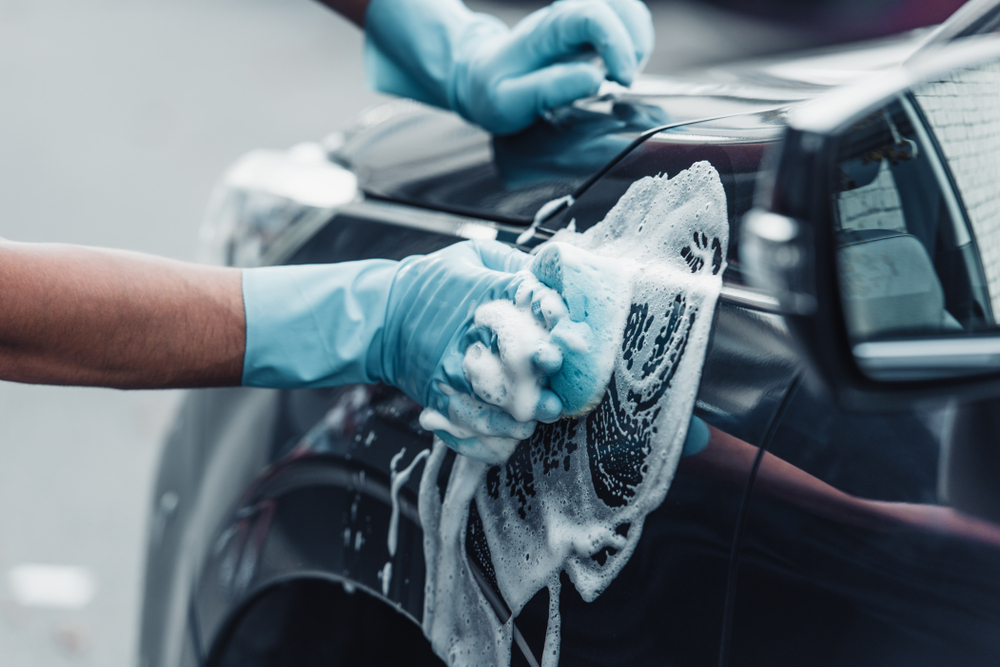 Exterior cleaning of a car